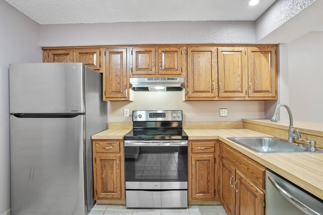 UNIT-26-9 - 55 Mill Plain Rd, Condo with 1 bedrooms, 1 bathrooms and 1 parking in Danbury CT | Image 11