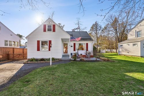 27 Melrose Ave, Hamden, CT, 06518-2552 | Card Image