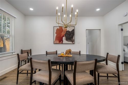 805 21st Ave, Tuscaloosa, AL, 35401-2139 | Card Image