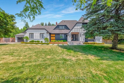17 Chamberlain Crt, Nobleton, ON, L0G1N0 | Card Image
