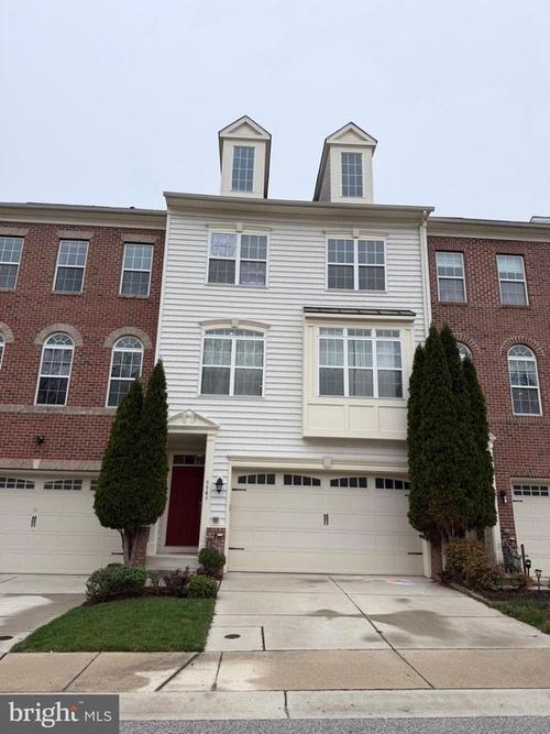 9946 Veiled Dawn, LAUREL, MD, 20723-5636 | Card Image