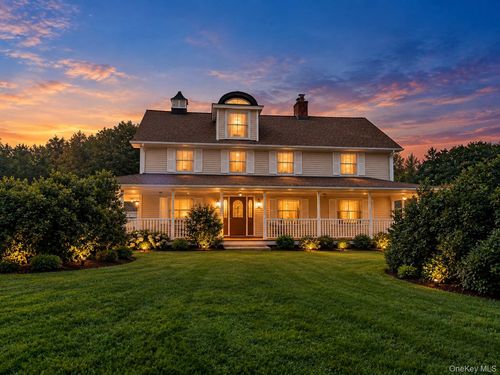 92 Crum Elbow Rd, Hyde Park, NY, 12538-2945 | Card Image