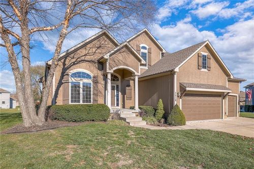 1518 Cross Creek Drive, Raymore, MO, 64083 | Card Image