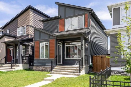 42 Wolf Creek Manor Se, Calgary, AB, T2X3Z8 | Card Image