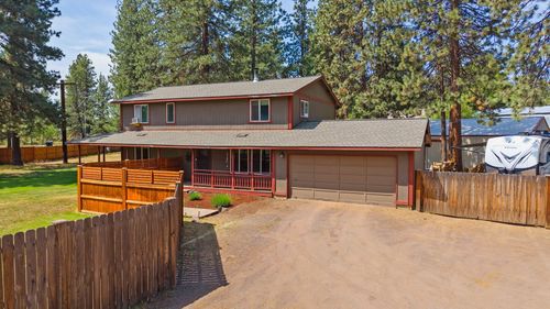 60488 Umatilla Cir, Bend, OR, 97702-7951 | Card Image