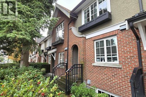 5467 Dunbar St, Vancouver, BC, V6N1W4 | Card Image