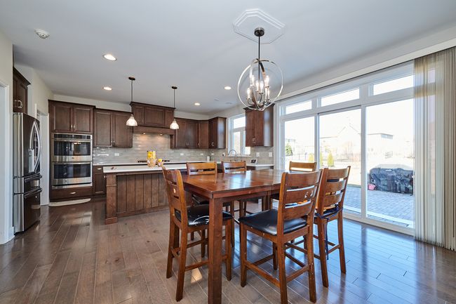 Eat in Kitchen | Image 8