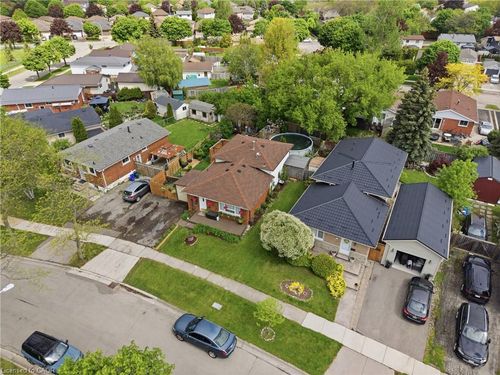 115 Gordon Drummond Ave, Stoney Creek, ON, L8J1E9 | Card Image
