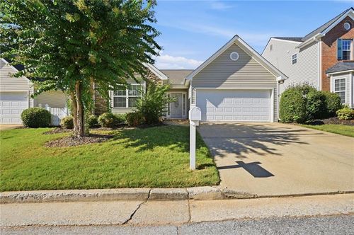 323 Greystone Pkwy, Hiram, GA, 30141-3162 | Card Image