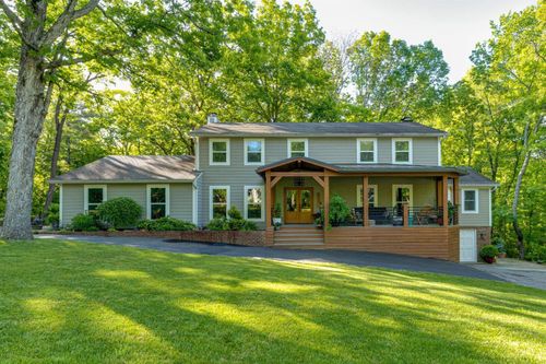 917 Shady Cir, Signal Mountain, TN, 37377-2028 | Card Image