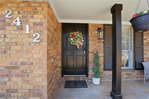 2412 Airline Dr, Brenham, TX, 77833-5504 | Card Image