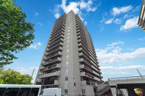 183c Mcarthur Ave, Vanier, ON, K1L6P6 | Card Image