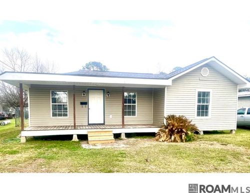 506 N Carolina St, New Roads, LA, 70760-3108 | Card Image