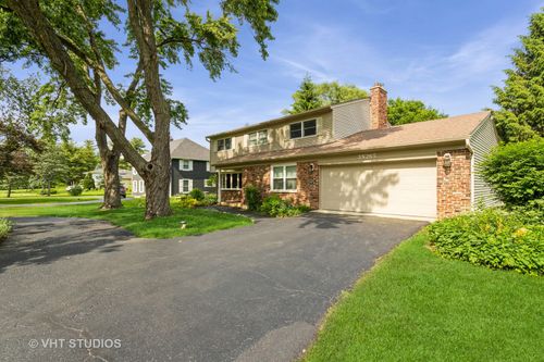 3N265 Lakewood Dr, West Chicago, IL, 60185-5938 | Card Image