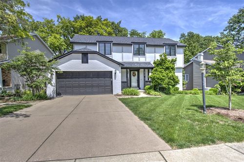 2710 S Forrest Green Dr, Decatur, IL, 62521-5412 | Card Image