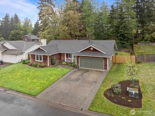 13806 25th Ave Se, Mill Creek, WA, 98012-5684 | Card Image