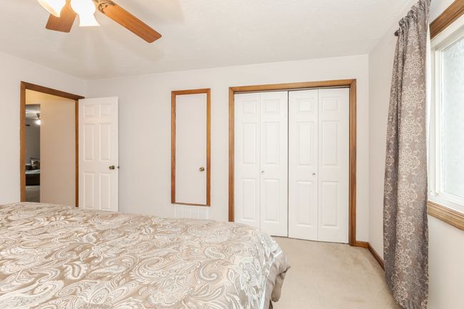 APT-20 - 109 Urban St, Home with 2 bedrooms, 1 bathrooms and 1 parking in Bloomington IL | Image 15