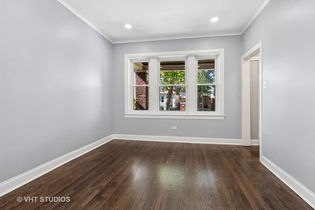8615 S Aberdeen Street, House other with 2 bedrooms, 1 bathrooms and 2 parking in Chicago IL | Image 3