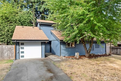 3617 Apollo St Se, Lacey, WA, 98503-7135 | Card Image