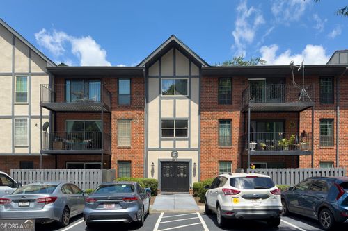 apt-f5-6851 Roswell Rd, Sandy Springs, GA, 30328-2417 | Card Image