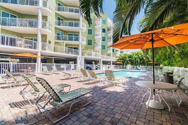 404 - 11605 Gulf Blvd, Condo with 2 bedrooms, 2 bathrooms and null parking in TREASURE ISLAND FL | Image 31