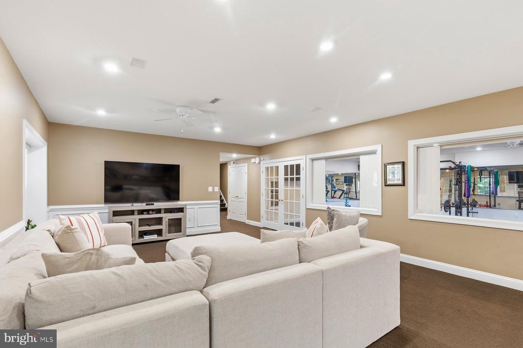 Residential in WOODBRIDGE