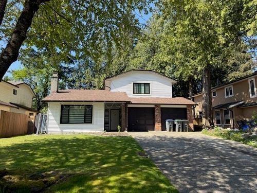 6725 129 St, Surrey, BC, V3W8H8 | Card Image
