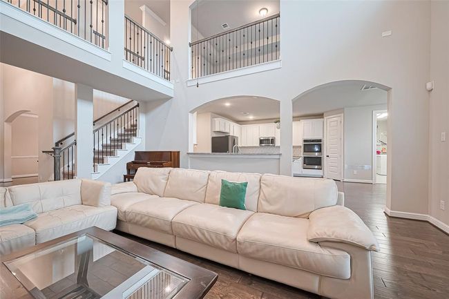 11810 White Flint Ln, House other with 6 bedrooms, 4 bathrooms and 2 parking in Cypress TX | Image 7