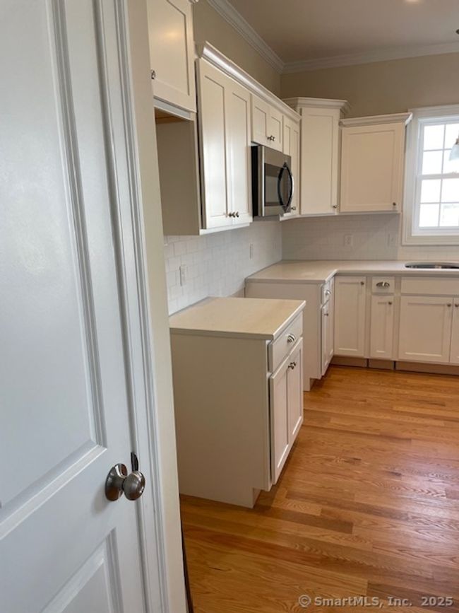 Unit 2-45 Webster Ln, House other with 2 bedrooms, 2 bathrooms and null parking in Middletown CT | Image 6
