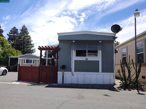 42 The Trees Dr, Concord, CA, 94518-3703 | Card Image