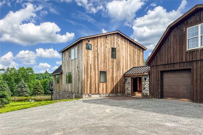 Hemlock siding | Image 8