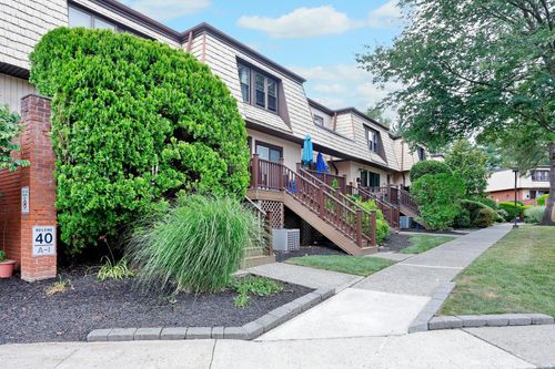 apt-i-40 Heritage Dr, New City, NY, 10956-5351 | Card Image