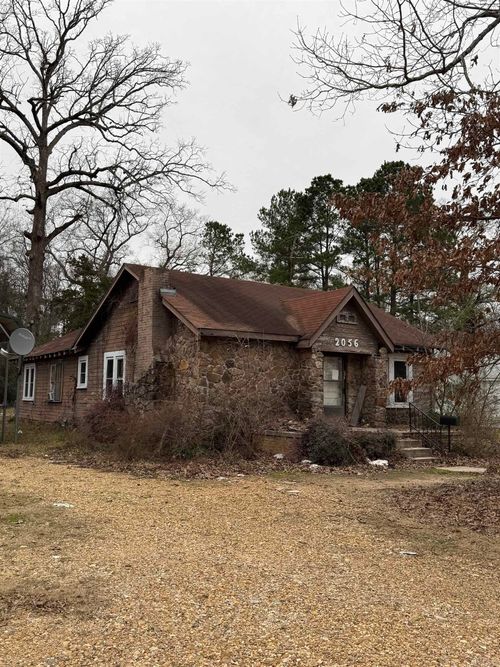 2056 Mount Holly Rd, Camden, AR, 71701-6258 | Card Image