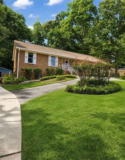 1788 Brandy Woods Dr Se, Conyers, GA, 30013-3060 | Card Image