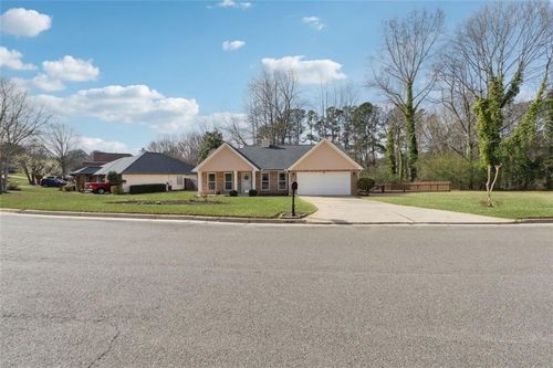 10600 Willow Meadow Cir, Alpharetta, GA, 30022-5741 | Card Image