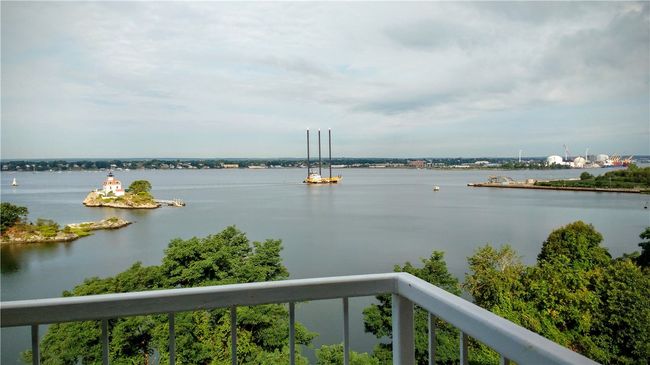 APT-3C - 33 Bullocks Point Ave, Condo with 2 bedrooms, 2 bathrooms and 2 parking in Riverside RI | Image 16