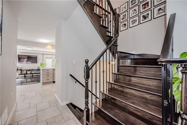 54 Geranium Av, Townhouse with 3 bedrooms, 4 bathrooms and 2 parking in Hannon ON | Image 13
