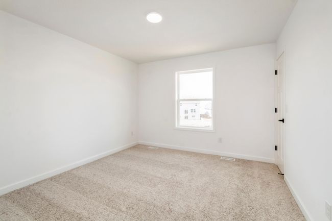 (Photo of inventory home, actual finishes may vary) | Image 9
