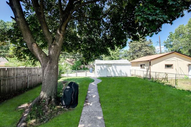 Private Back Yard. | Image 24