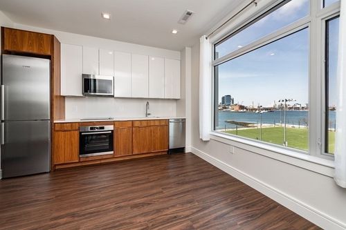 unit-413-99 Sumner St, Boston, MA, 02128-4990 | Card Image