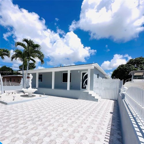 82 E 16th St, Hialeah, FL, 33010-3126 | Card Image