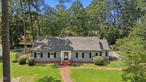 1106 S 1st St, Smithfield, NC, 27577-3724 | Card Image