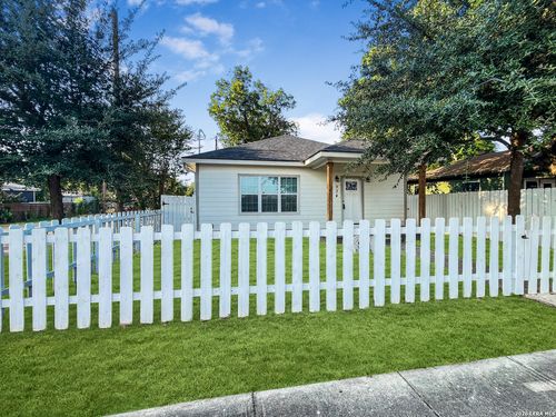 934 Sherman, San Antonio, TX, 78202-1359 | Card Image