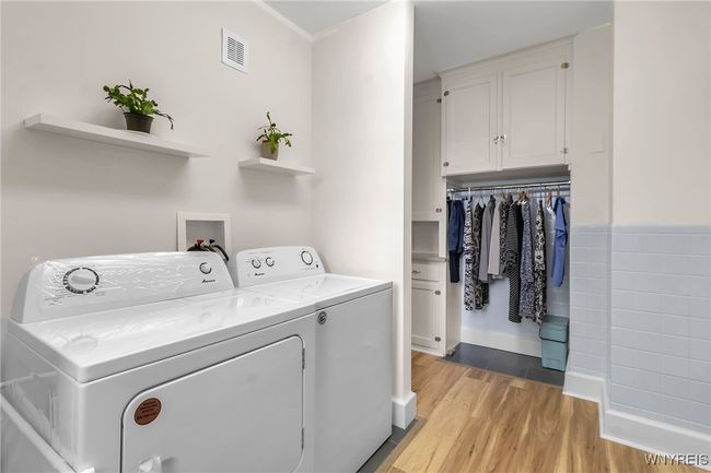 APT-6B - 33 Gates Cir, Condo with 2 bedrooms, 2 bathrooms and null parking in Buffalo NY | Image 26