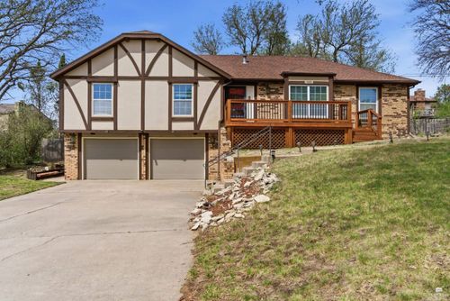 1004 Kingsbury Kingsbury Dr, Junction City, KS, 66441-3959 | Card Image