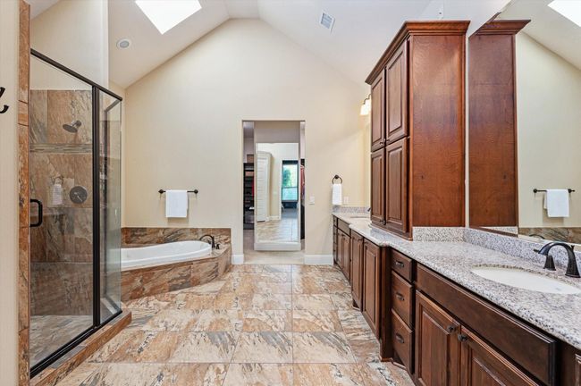 139 Lake View Loop, House other with 3 bedrooms, 3 bathrooms and 3 parking in Fulshear TX | Image 14