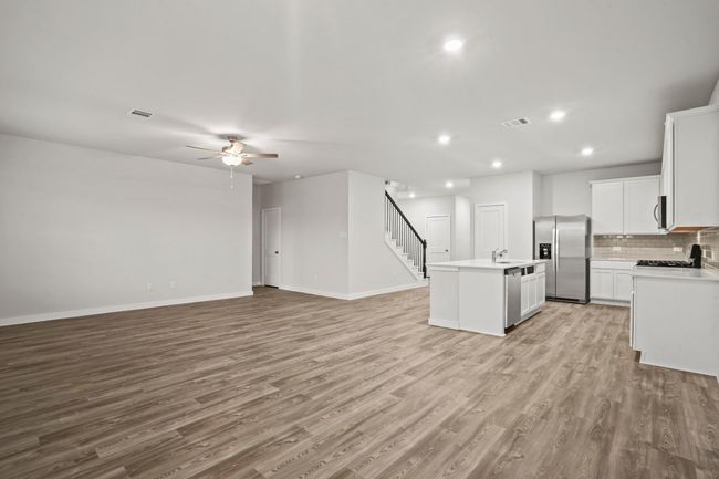 479 Shoreview Dr, House other with 4 bedrooms, 3 bathrooms and 2 parking in Conroe TX | Image 6