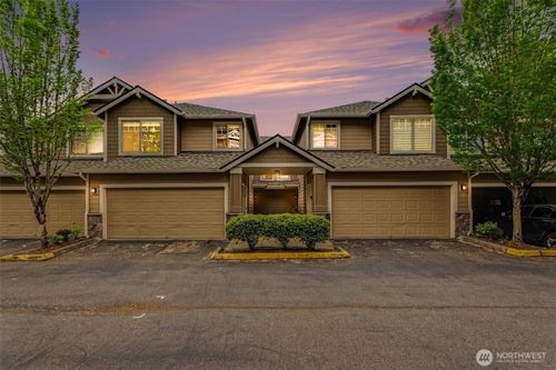 2-103-3500 E Lake Sammamish Pkwy Se, Sammamish, WA, 98075-8617 | Card Image