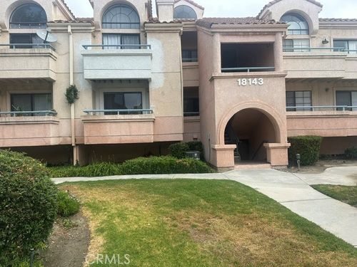 235-18143 Erik Ct, Canyon Country, CA, 91387 | Card Image