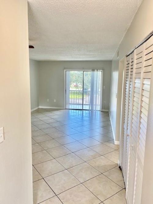 apt-202-6048 Forest Hill Blvd, West Palm Beach, FL, 33415-6208 | Card Image